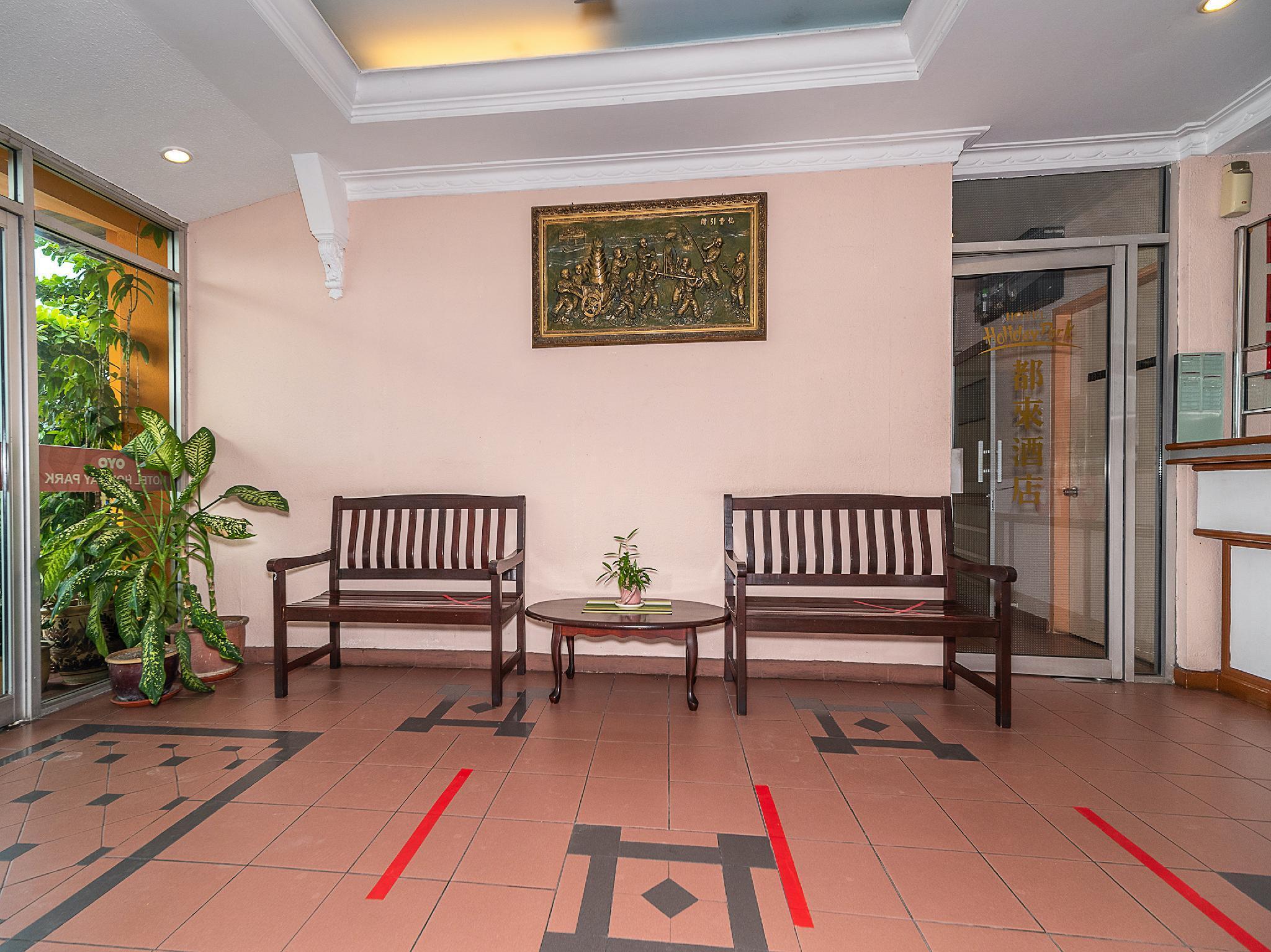 OYO 89864 Hotel Holiday Park Kota Kinabalu Dış mekan fotoğraf