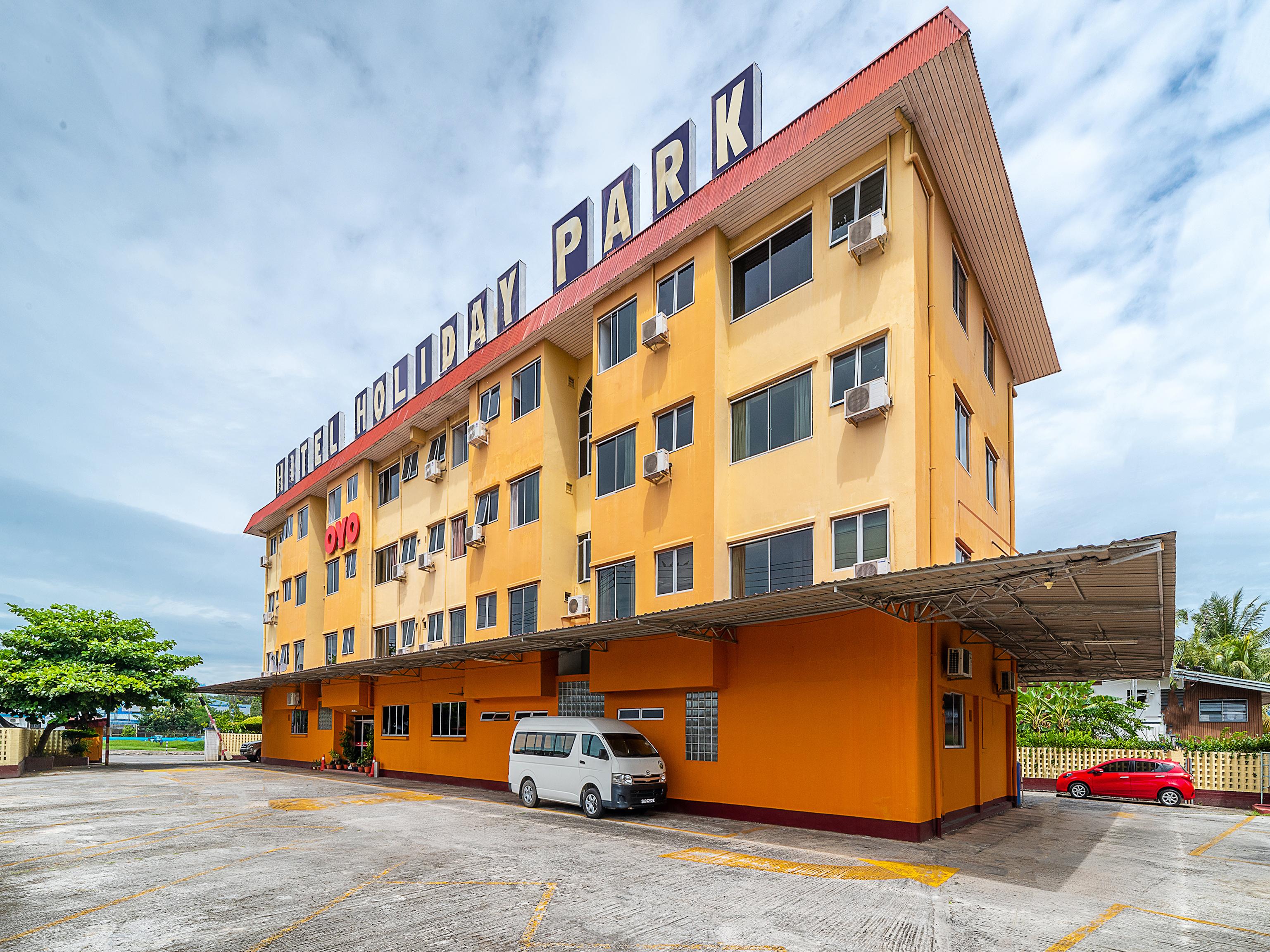 OYO 89864 Hotel Holiday Park Kota Kinabalu Dış mekan fotoğraf