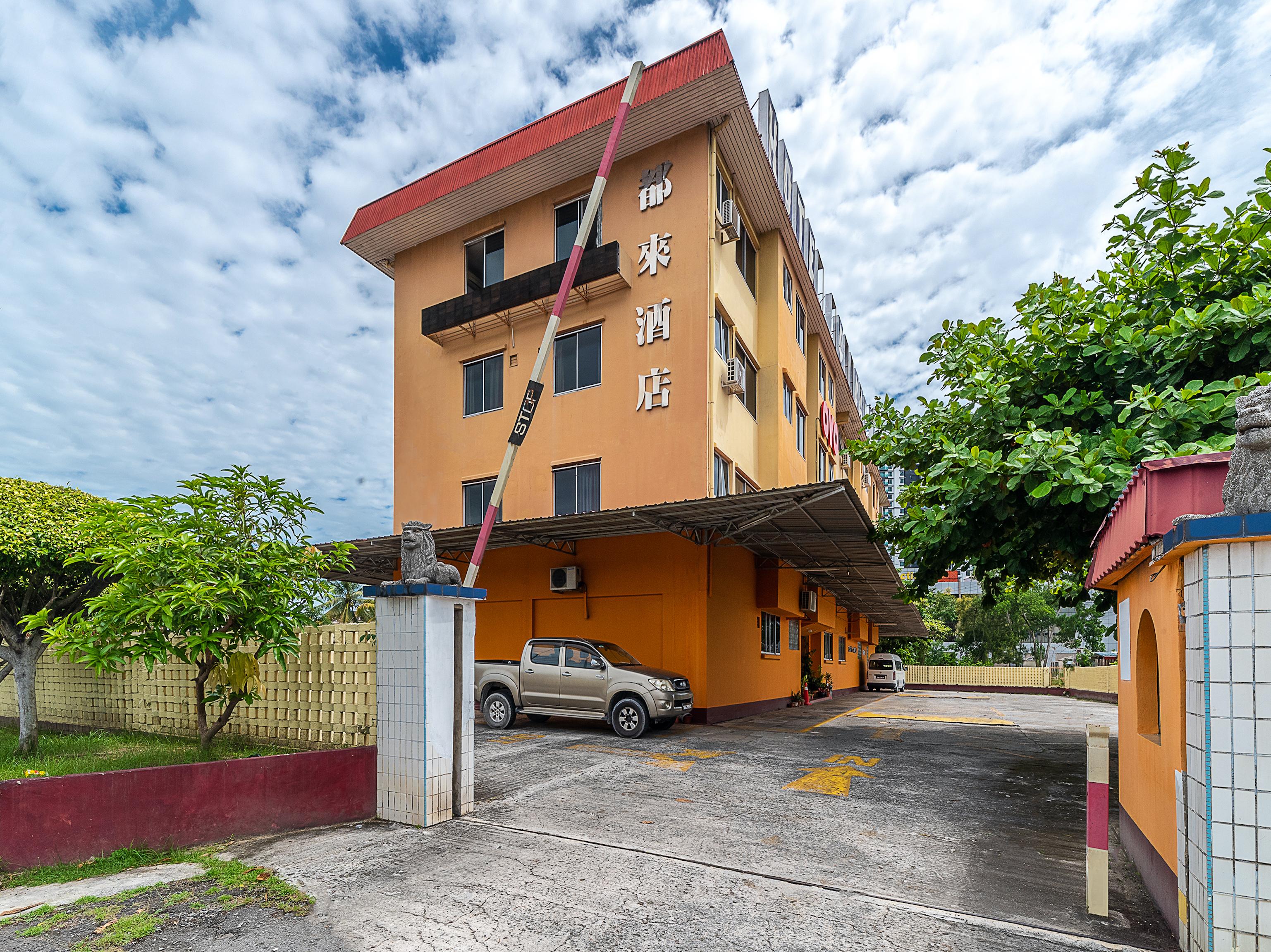 OYO 89864 Hotel Holiday Park Kota Kinabalu Dış mekan fotoğraf
